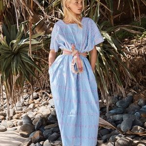 Kaftan Like Pippa Holt NWOT Includes 2 belts!